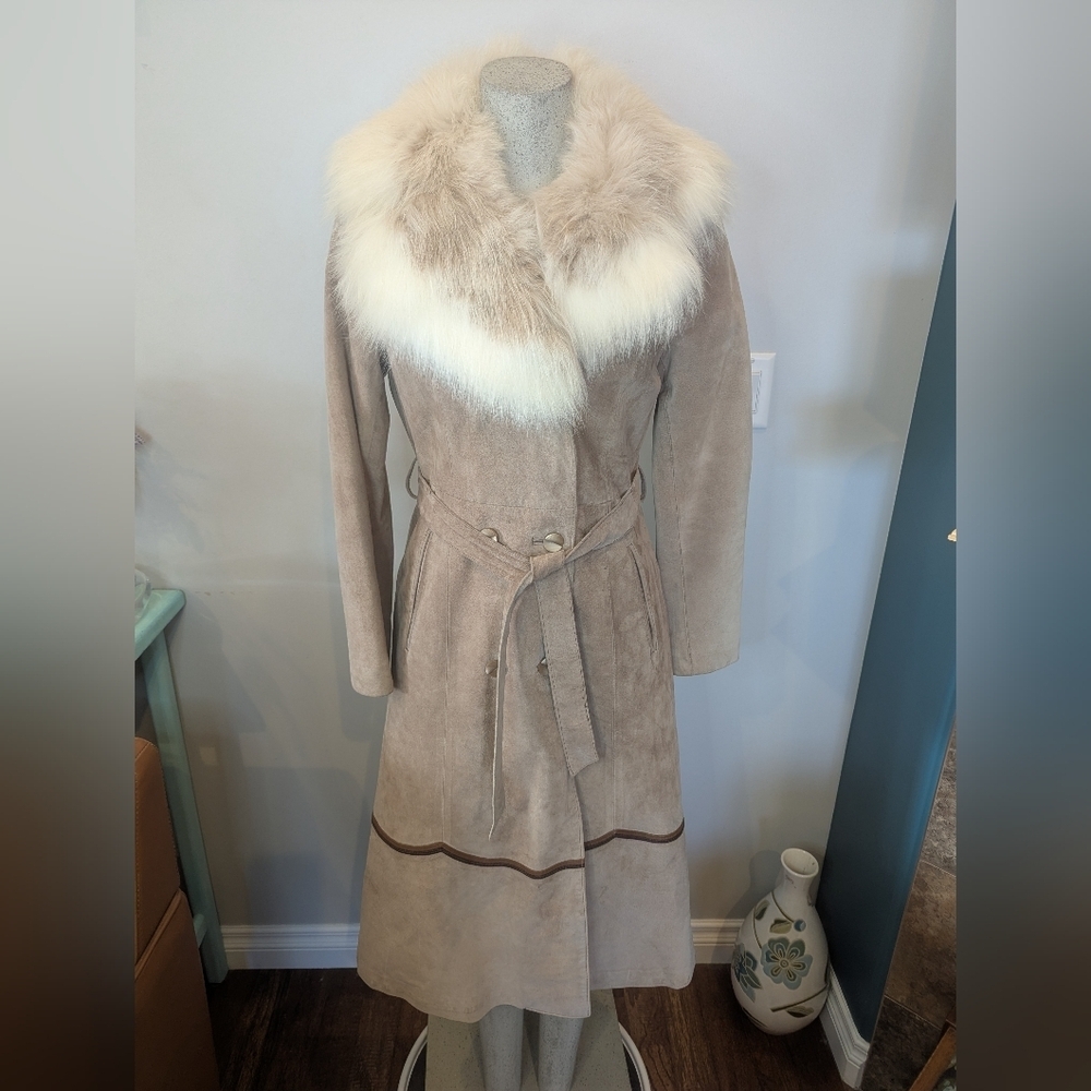 Vintage Leather Trenchcoat  With Fur Collar By Jeno De Paris Fits Women's Small